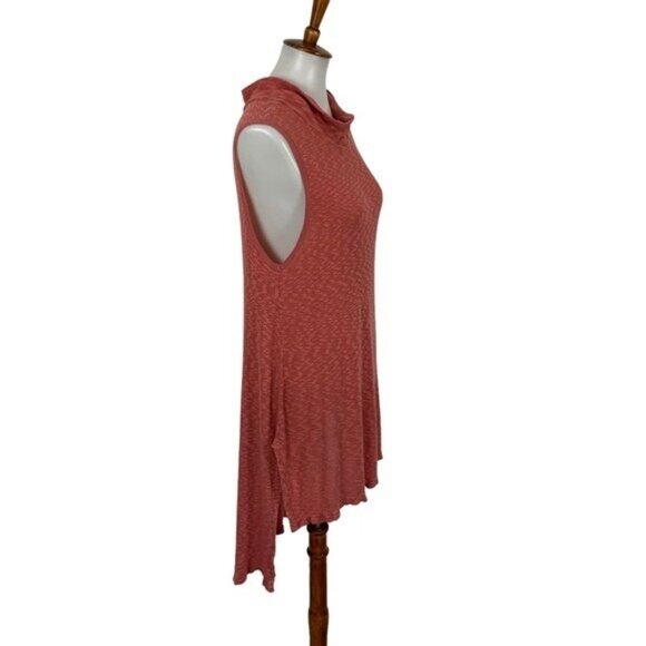 Left Of Center Red Tunic Small Sleeveless Boho Minimalist - Picture 3 of 6